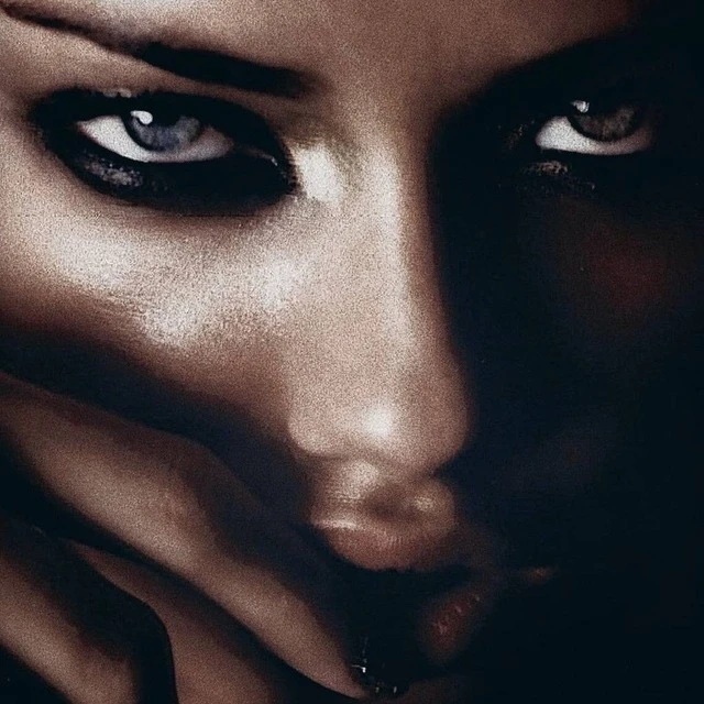 Иконка Канал Твоими глазами ⚤ — портал Max