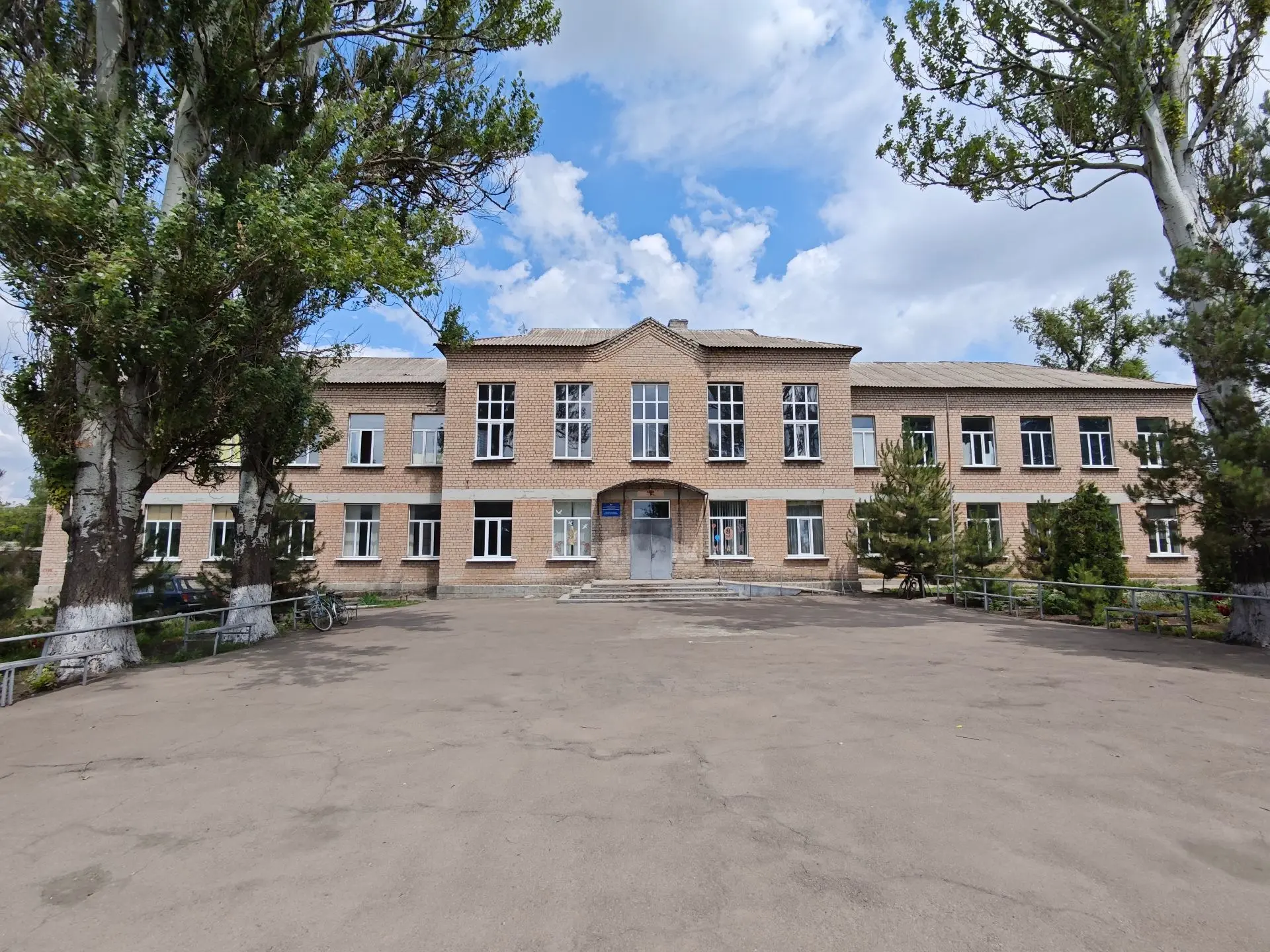 Иконка Канал ГБОУ "ЛУГАНСКАЯ ШКОЛА Г.О. ДОНЕЦК" — портал Max