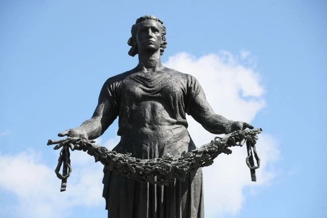 Иконка Канал Пискаревский мемориал — портал Max