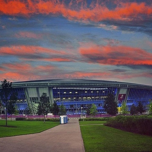 Иконка Канал Аренда недвижимость Донецк ДНР сдам сниму квартиру — портал Max