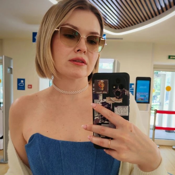 Иконка Канал Светский абсурд от Эстер Нефф — портал Max