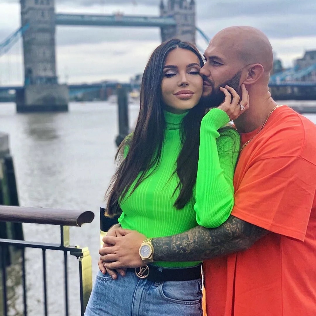 Иконка Канал Новинки музыки 2025 и клубная музыка — портал Max