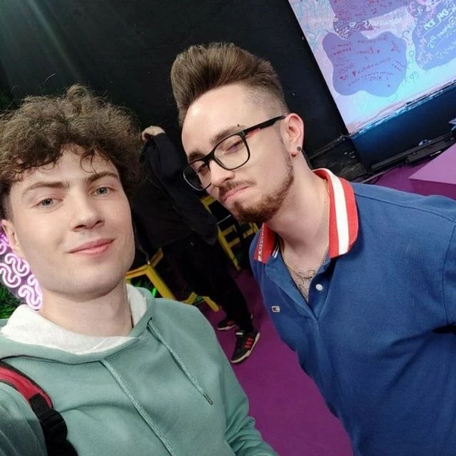 Иконка Канал Кирилл Смотрит Эдисон Домер Лололошка шгш и другие реакции — портал Max