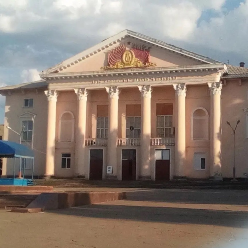 Иконка Канал МБУ "Лутугинский районный дом культуры имени Т.Г.Шевченко" — портал Max