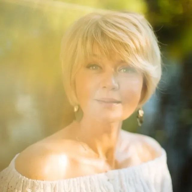 Аватар Канал Сама Меньшова — рейтинг Max