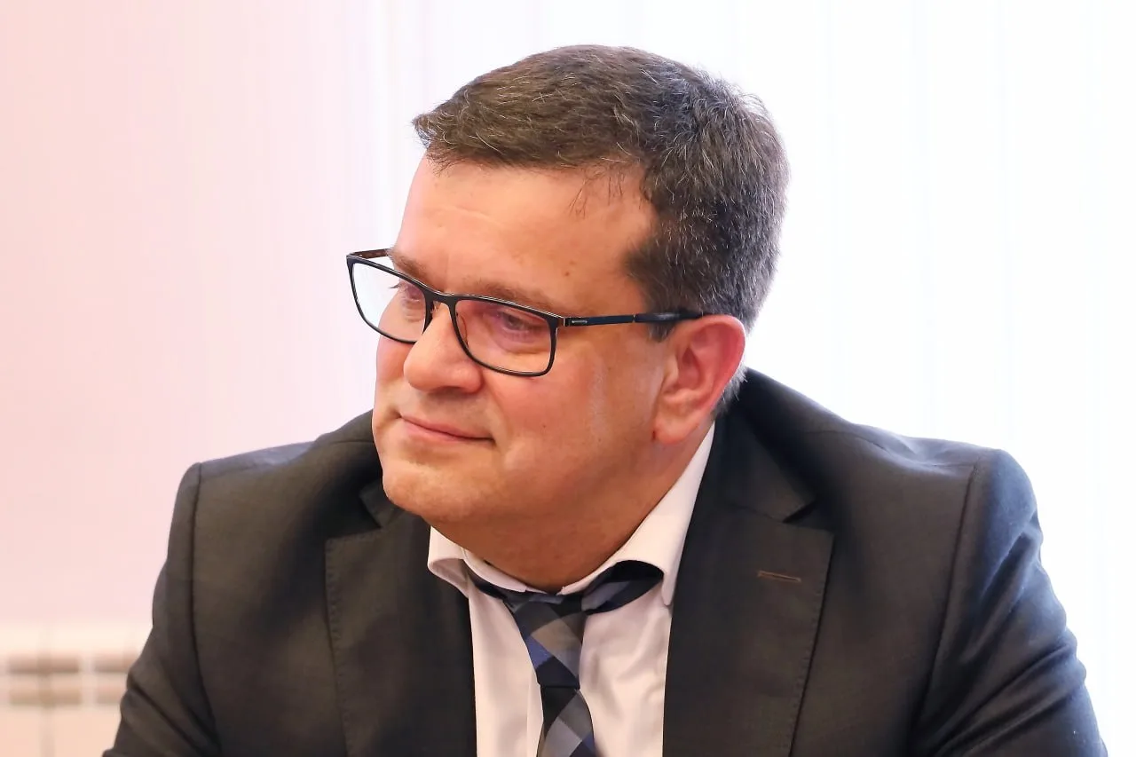 Иконка Канал Максим Парфенов — портал Max