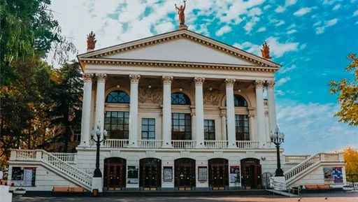 Севастопольский театр имени Луначарского — Канал Макс рейтинг Севастопольский театр имени Луначарского